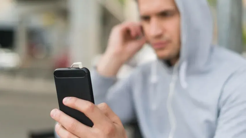 IT-эксперт Шурыгин назвал признаки взлома смартфона и наличия программ-шпионов