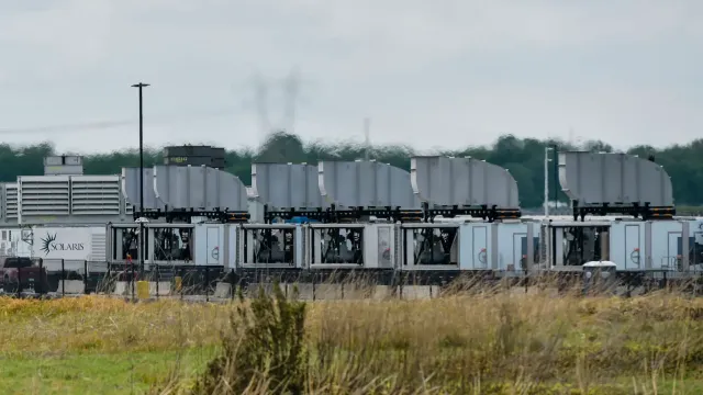 Рост центров обработки данных сталкивается с протестами в 24 штатах