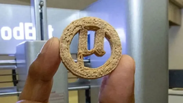 Ученые создали протеиновое печенье из переработанного пластика и остатков кукурузы