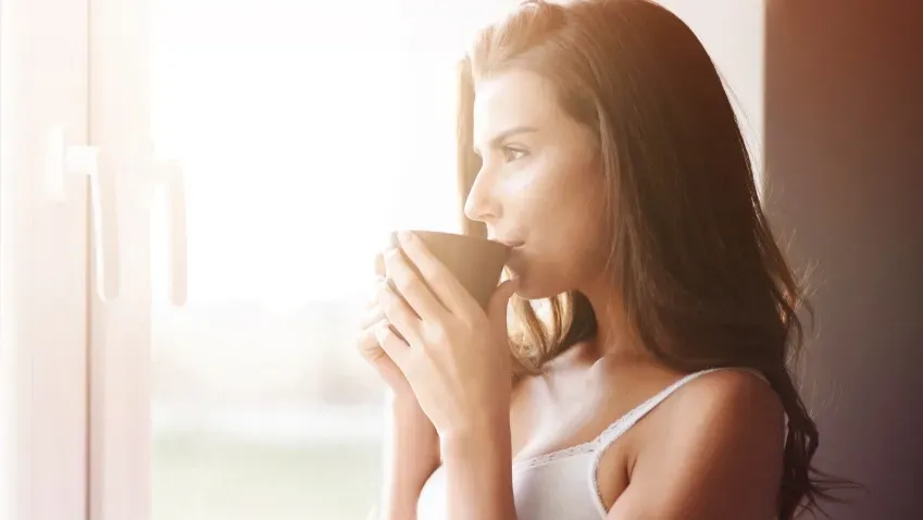 Диетолог Мосли назвал три чашки кофе в день полезными для сердца и мозга
