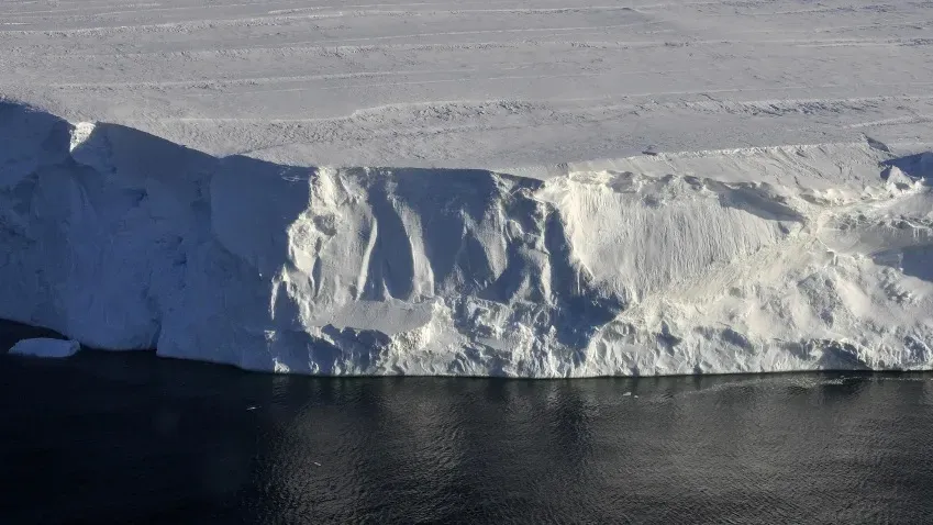Ледяной щит Западной Антарктиды будет таять независимо от действий человечества