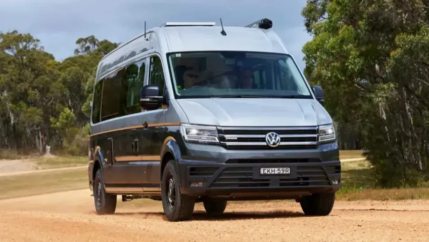 В России стали продавать фургоны и микроавтобусы Volkswagen Crafter