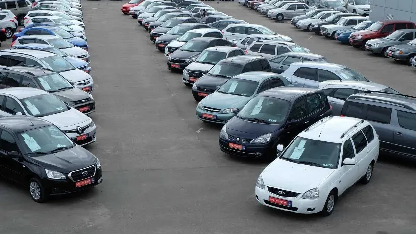Продажи автомобилей с пробегом в РФ выросли