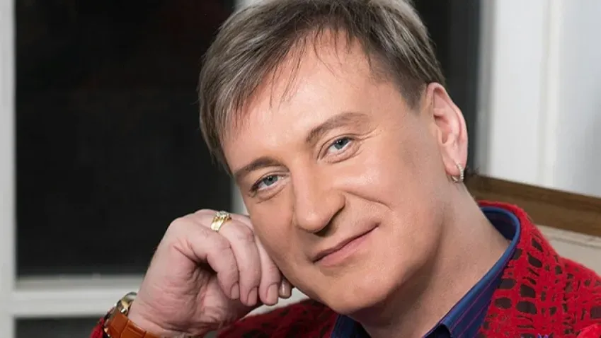 КП: На концерте в Ижевске Сергей Пенкин удивил зрителей, спев на балконе