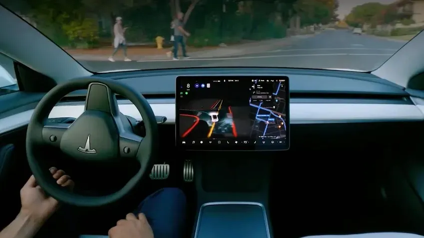 Tesla представила функцию собственной нейросети Full Self-Driving