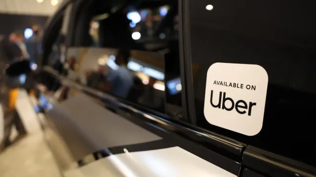 Uber формирует крупнейшую сеть партнерств в сфере беспилотного транспорта Uber формирует крупнейшую сеть партнерств в сфере беспилотного транспорта