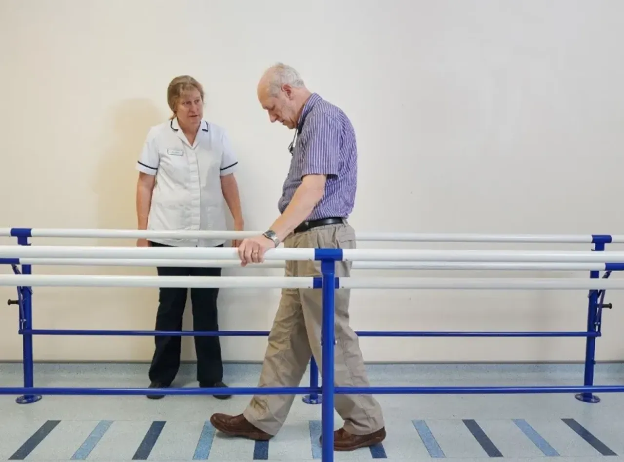 Паркинсон лфк. Танцы при болезни паркинсона. Реабилитация паркинсона. Болезнь паркинсона лфк реабилитация. Физическая и реабилитационная медицина.