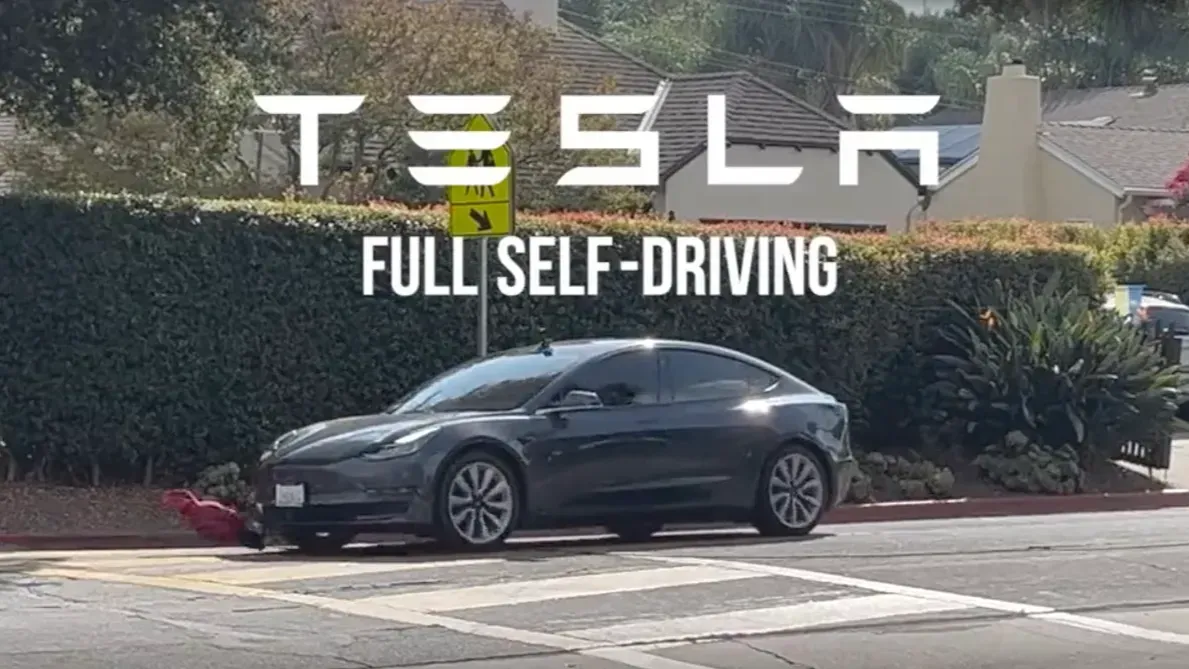Tesla обещает крупный апдейт Full Self-Driving к концу сентября