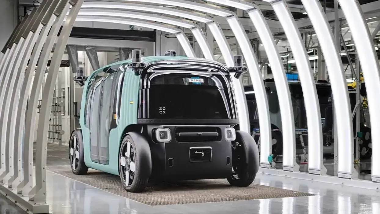 Zoox открыл первый в США завод по выпуску автономных электромобилей