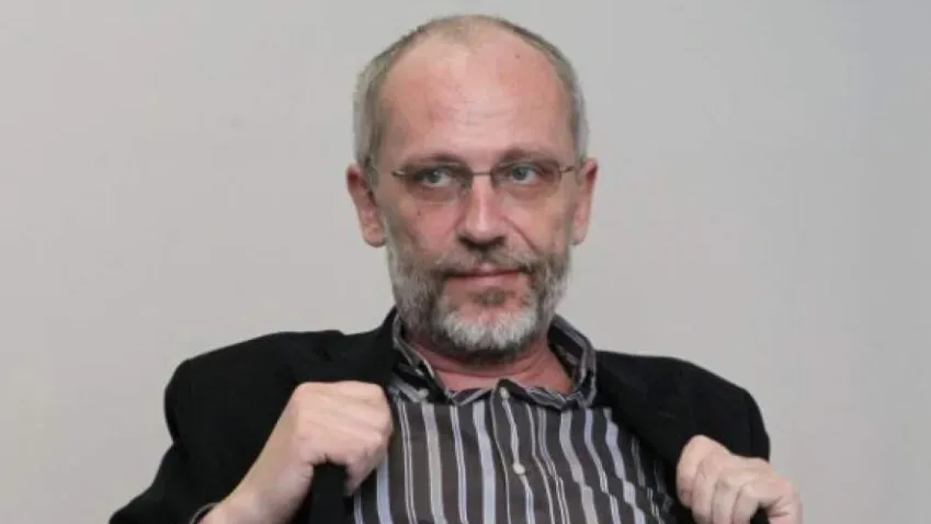 Выяснилось, как сейчас живет телеведущий Александр Гордон после приезда из США