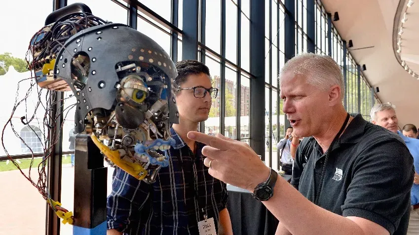Science Robotics: ИИ станет похож на мозг человека при подключении к реальности через роботов
