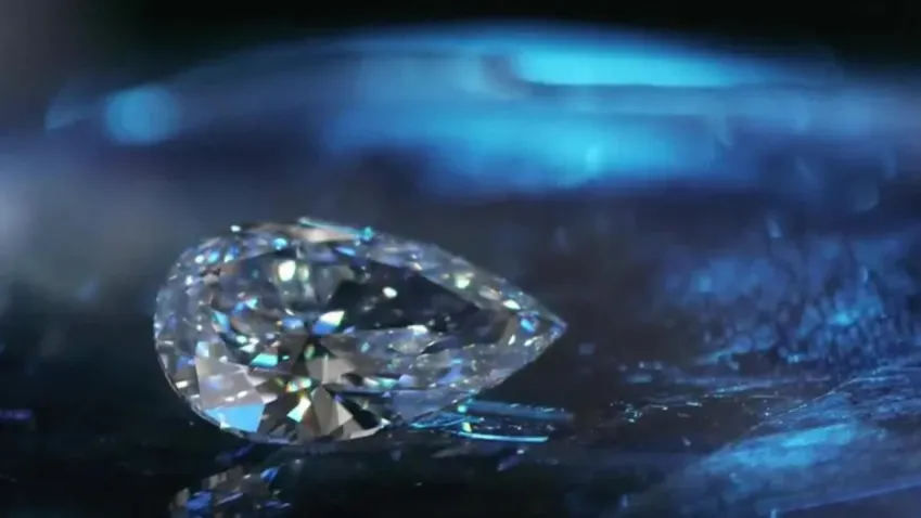 Российские ученые смогли сделать лего-кирпич из алмазов