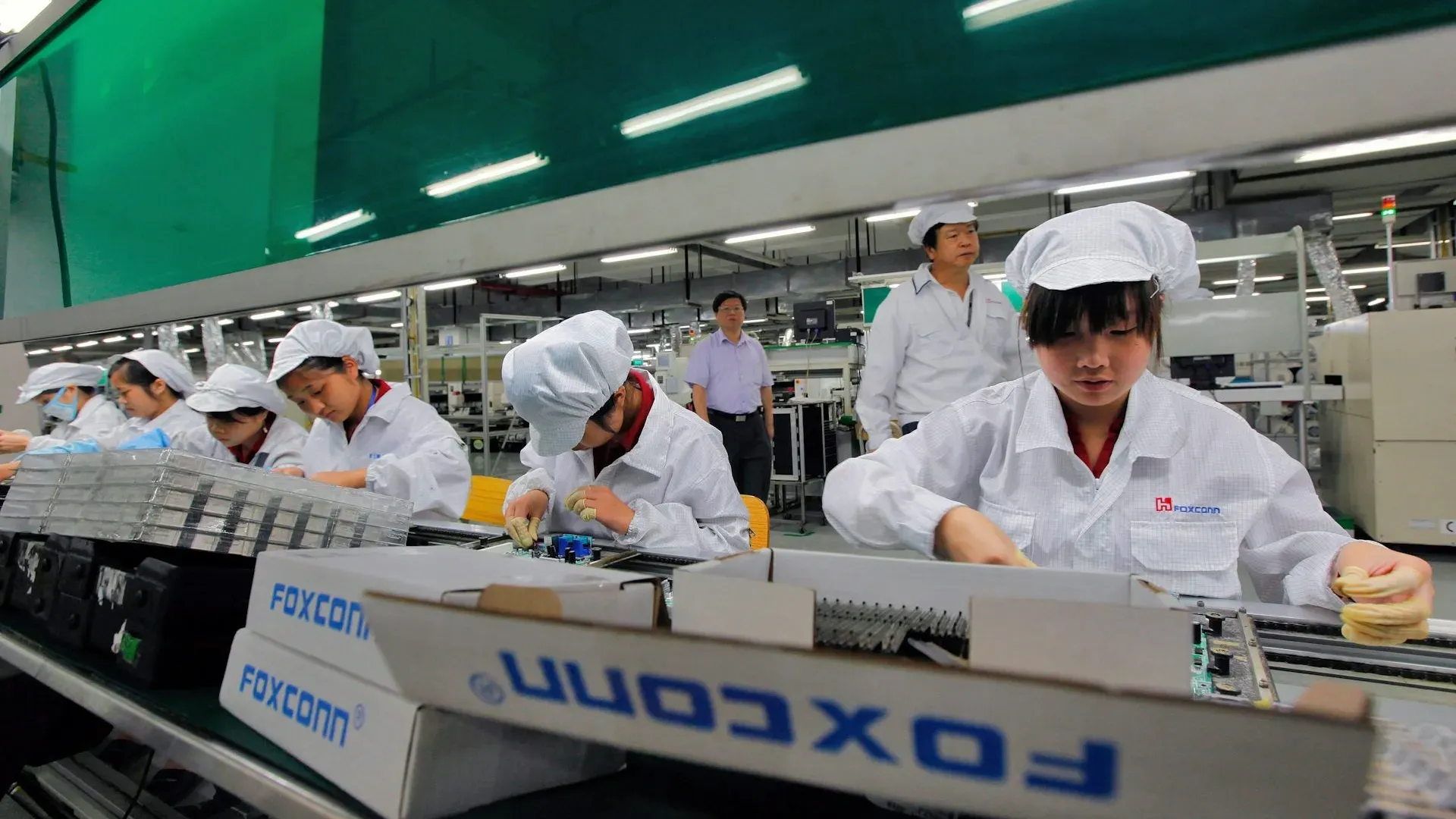 Партнер Apple Foxconn продолжает расти на фоне спроса на ИИ