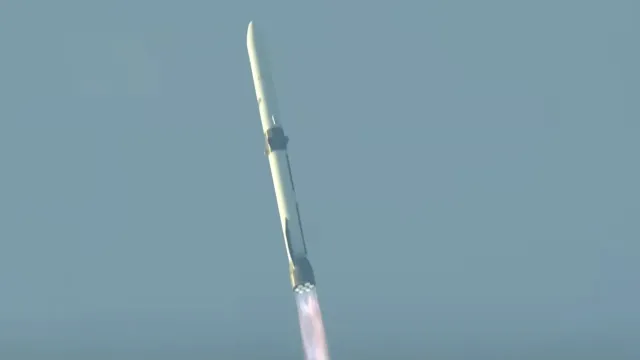 Blue Origin испытала многоразовую ракету New Glenn