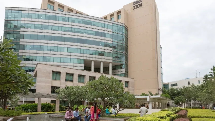 IBM перенесла в Индию разработку своей легендарной ОС UNIX, увольняя американских программистов