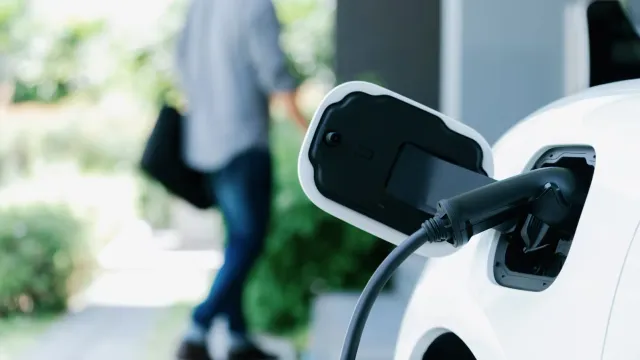 Продажи электромобилей в Канаде в октябре снизились на фоне сезонных колебаний Продажи электромобилей в Канаде в октябре снизились на фоне сезонных колебаний