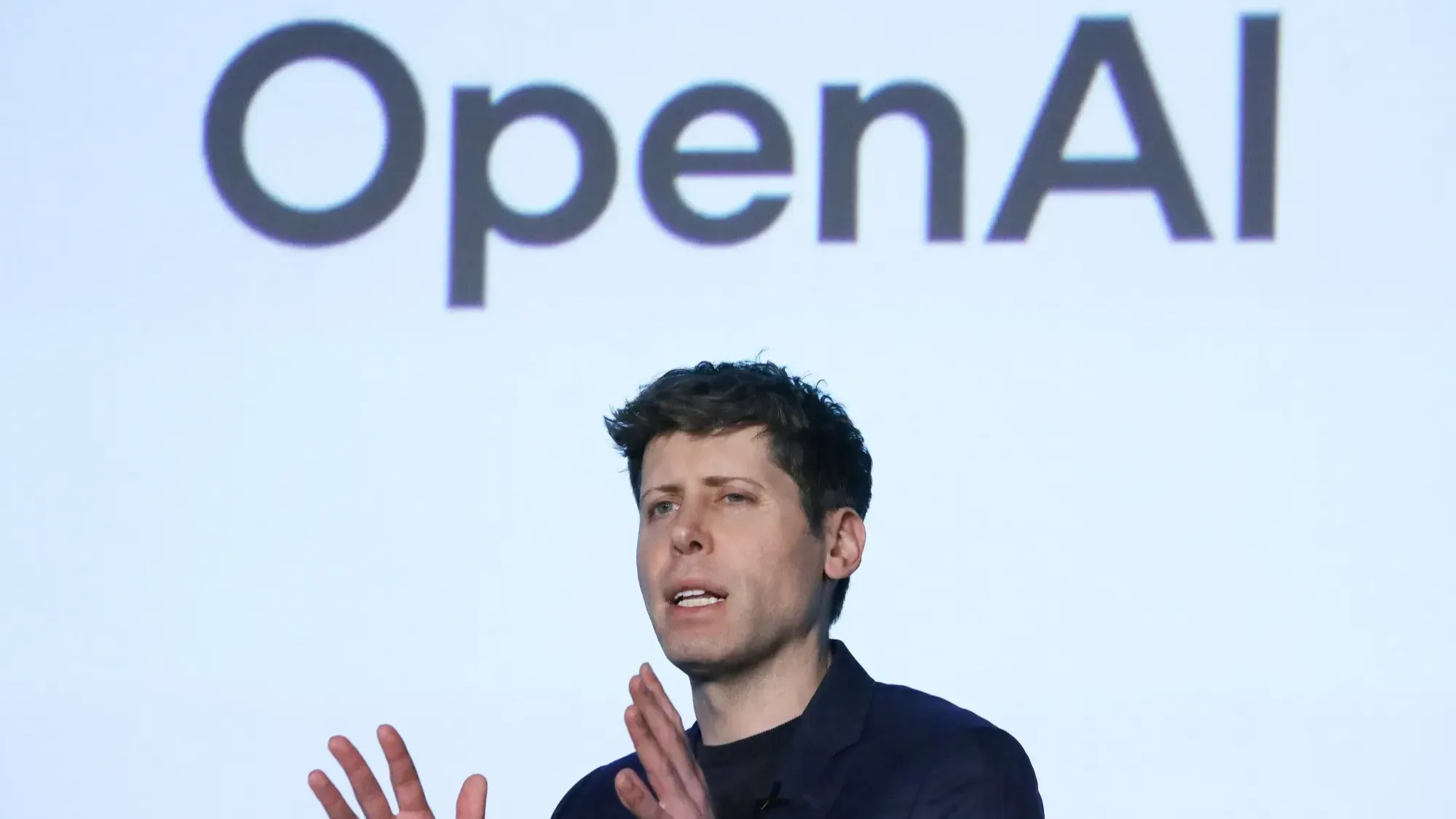 OpenAI планирует построить гига-дата‑центр в Индии