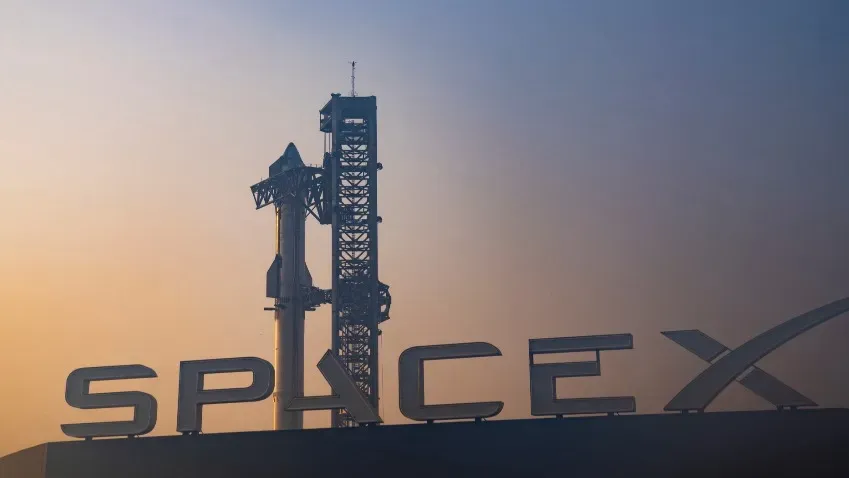 Сегодня ракета Starship от SpaceX успешно приземлилась в Индийском океане