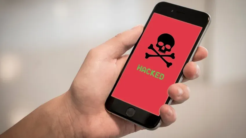 Российских пользователей iPhone призвали проверить на наличие вирусов
