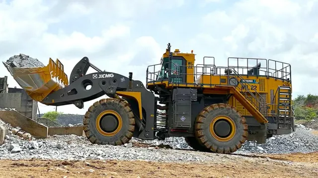 XCMG представил крупнейший в мире электрический фронтальный погрузчик