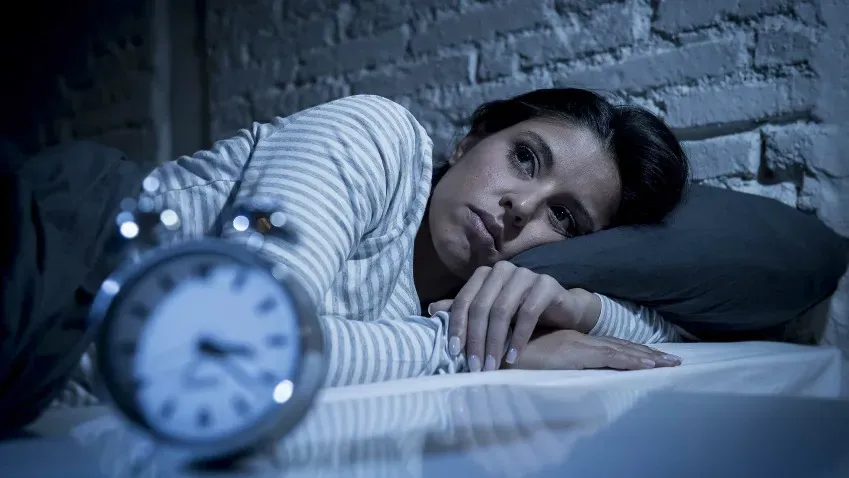 Science Alert: прерывистый сон может быть вызван спиртным
