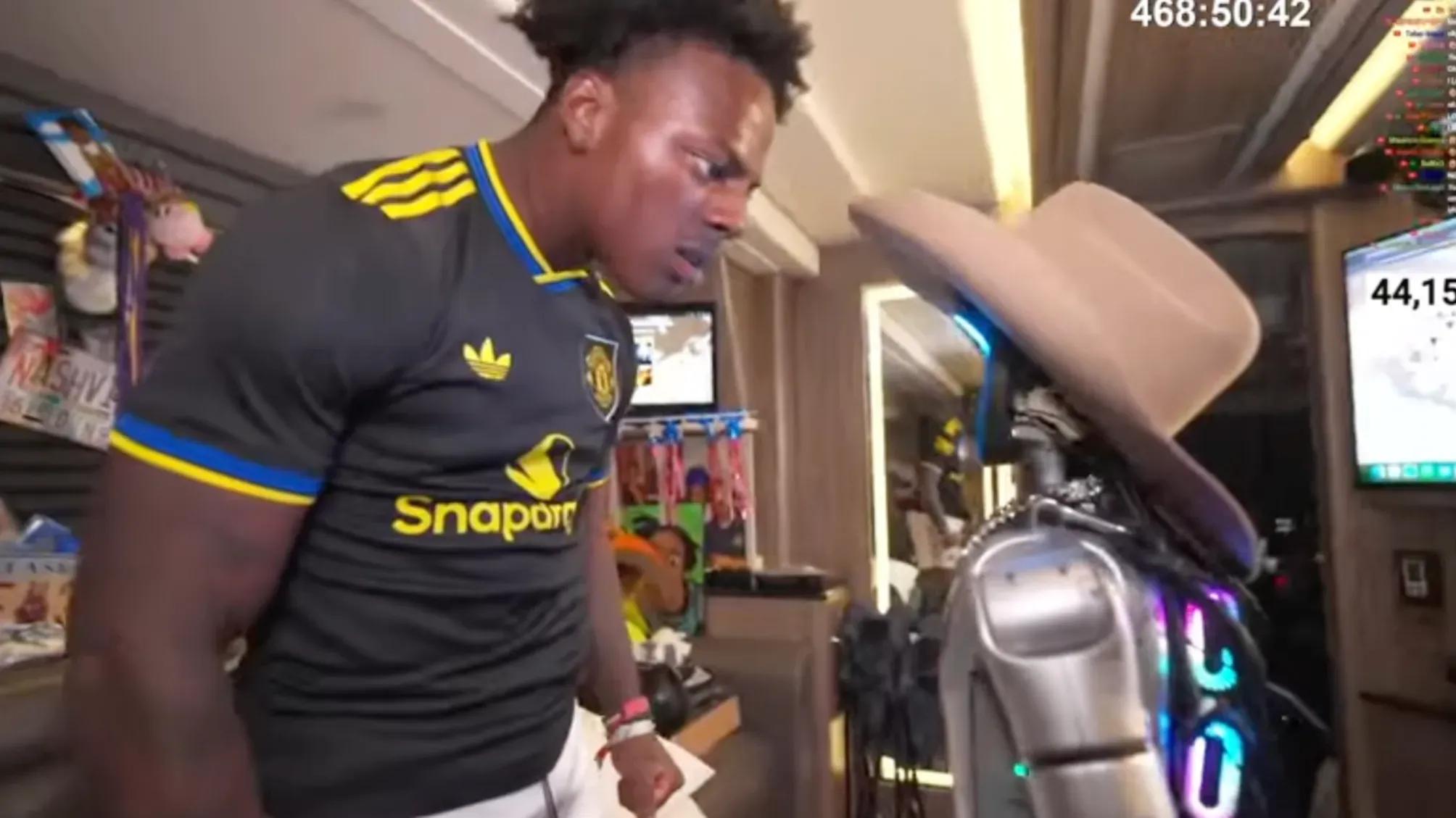 IShowSpeed оказался в центре скандала из-за повреждения робота Rizzbot