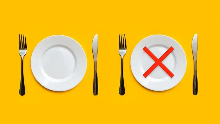 Ученые рассказали, какое время оптимальное для приема пищи при похудении