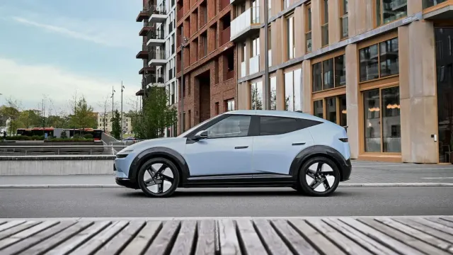 Массовое производство Hyundai IONIQ 3 стартует в середине августа в Турции Массовое производство Hyundai IONIQ 3 стартует в середине августа в Турции