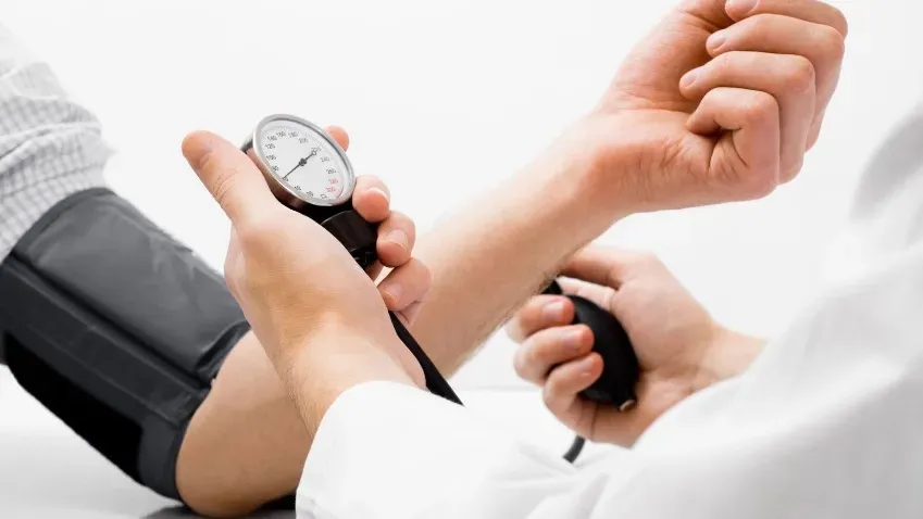 JAMA Internal Medicine: лечение бессимптомного повышенного кровяного давления вызывает...