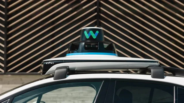 Waymo расширяет тесты автономных автомобилей на новые города США