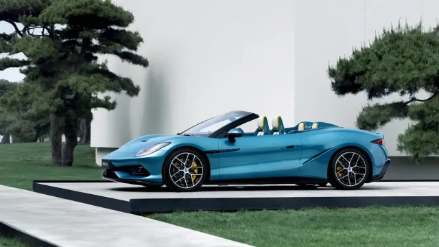 BYD готовит к выпуску в Европе электрический гиперкар Denza Z