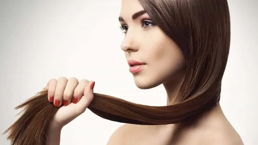 Специалист перечислил правила ухода за волосами для поддержания их красоты и здоровья