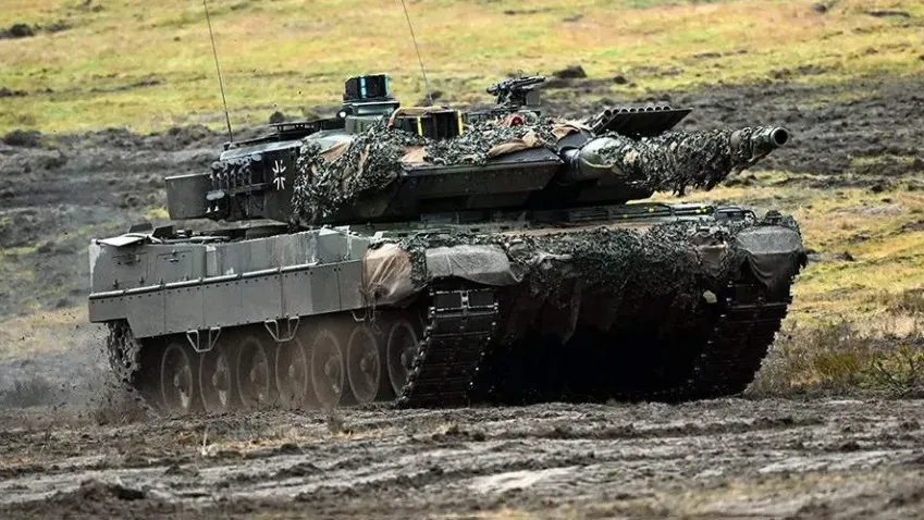РГ: Новые фото Киева доказали стремительную деградацию танкового парка ВСУ