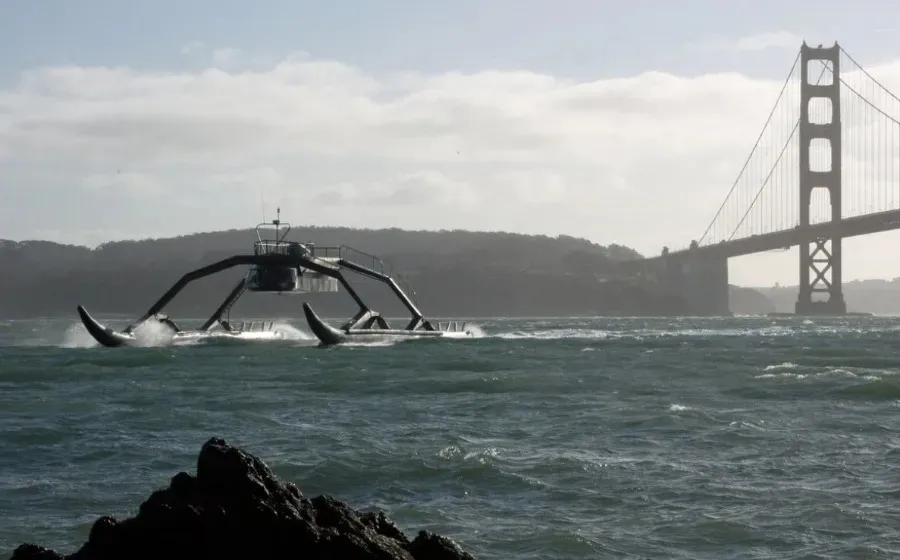 Подвесные лодки WAM-V с паучьими ногами умеют плавать по волнам