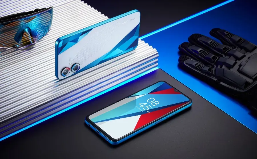 Компания Tecno совместно с BMW выпустила смартфон Spark 9 Pro Sport Edition