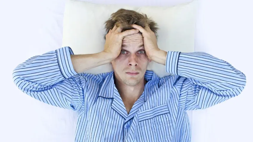 Психотерапевт Попов: 8-часовой сон спасает человека от сумасшествия
