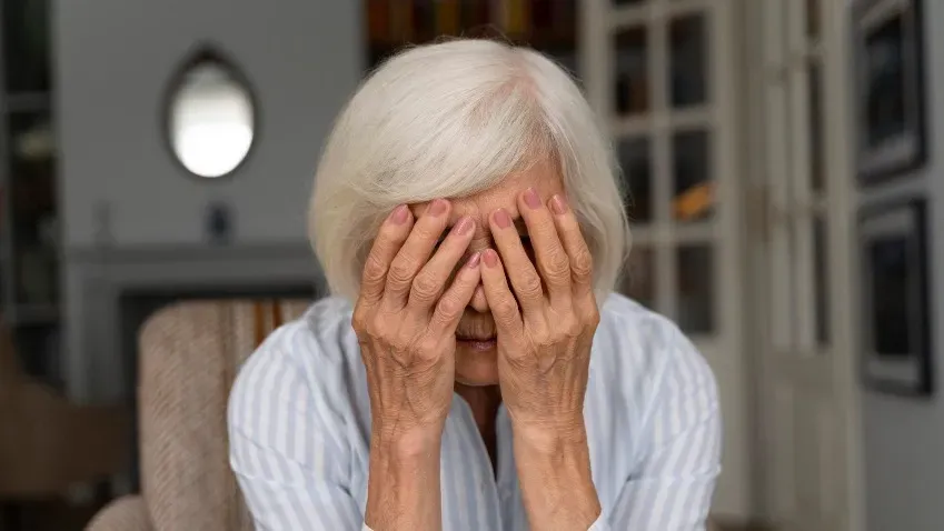 Lancet: Пожилые люди стали глупее из-за ковида