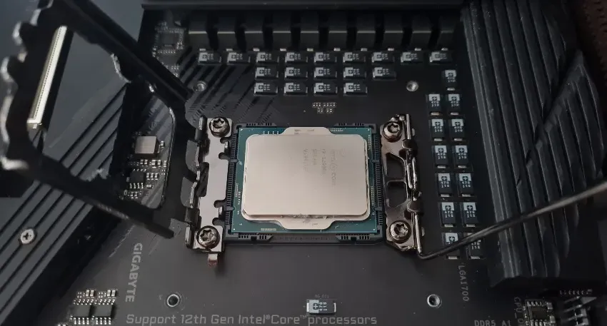 Компания Intel анонсировала новый сокет LGA1851 для своих процессоров Meteor Lake-S и Arrow...