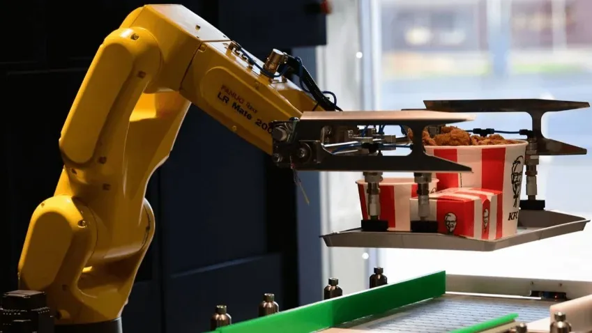 «Рэди Робот» представил в Каире промышленных роботов