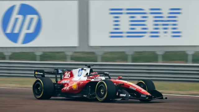 Ferrari начала удерживать фанатов Формулы 1 с помощью ИИ
