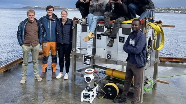 В Норвегии создали подводного робота для контроля морской инфраструктуры В Норвегии создали подводного робота для контроля морской инфраструктуры
