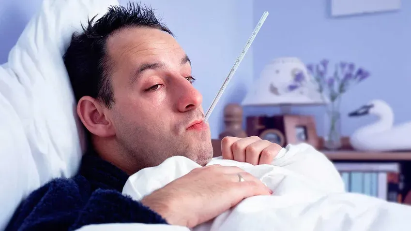 Диетолог Хоуп рассказала, что мужчины тяжелее переносят грипп из-за особенностей иммунитета