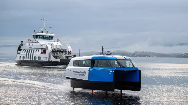 Электрический паром Candela P‑12 совершил рекордное плавание до Осло