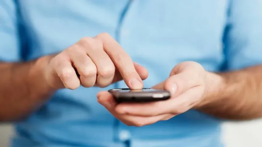 Киберэксперт Швецов: 90% пользователей смартфонов получают спам-звонки