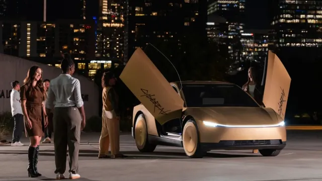 Tesla начала эксплуатацию беспилотных Cybercab на дорогах Техаса