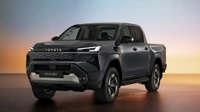 Toyota показала первый полностью электрический пикап Hilux EV
