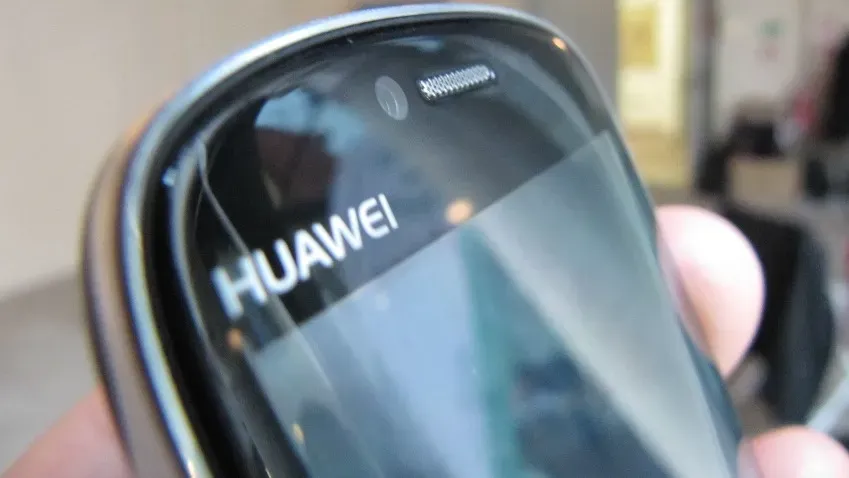 IT-эксперт Бедеров опроверг провал разведки Израиля из-за смартфонов Huawei