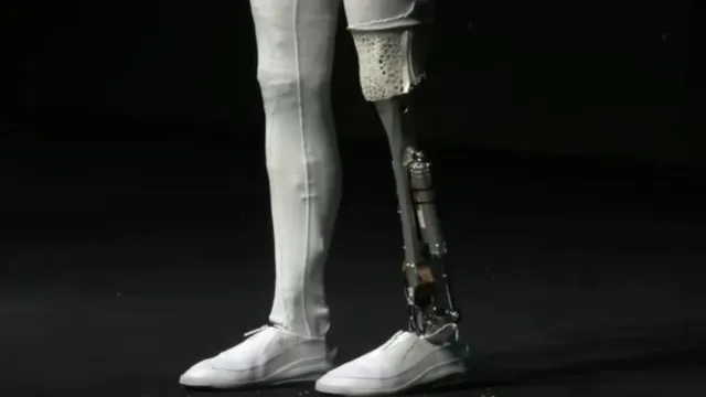 Xpeng представила человекоподобного робота нового поколения Iron Next-Gen