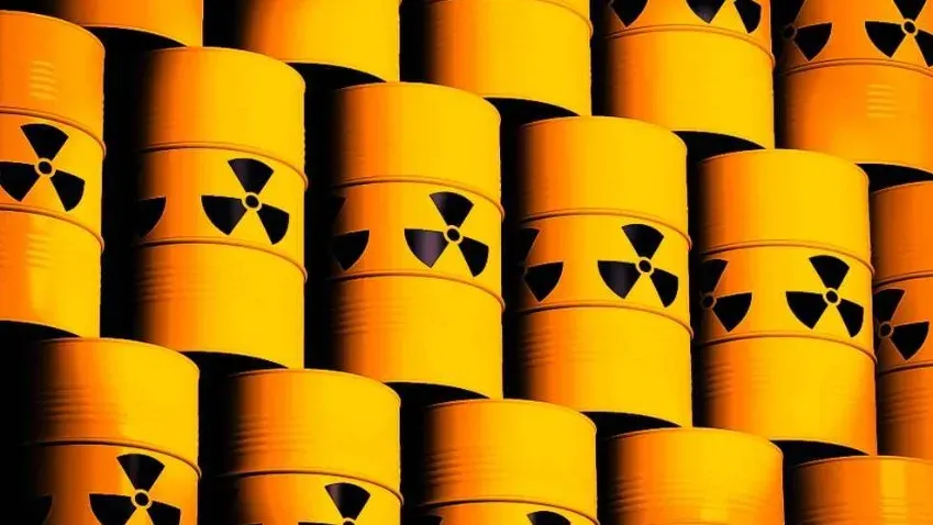 В России был создан уникальный материал для поглощения радиоактивных отходов