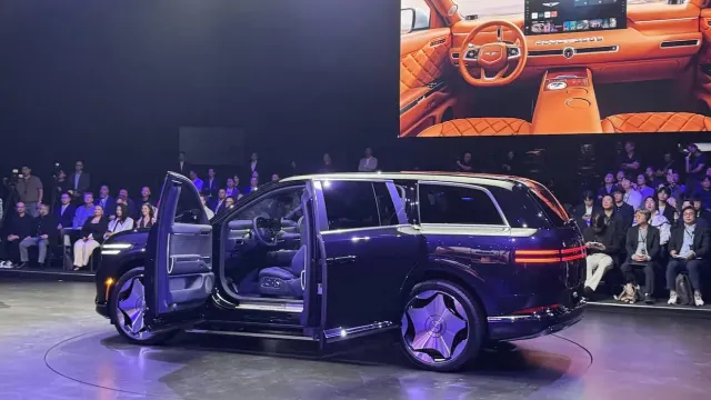 Genesis представила свой первый полноразмерный флагманский SUV GV90